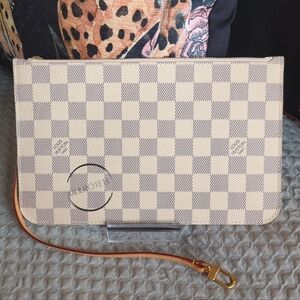 ⚡ FLASH SALE - Louis Vuitton Damier Azur Neverfull Pouch MM